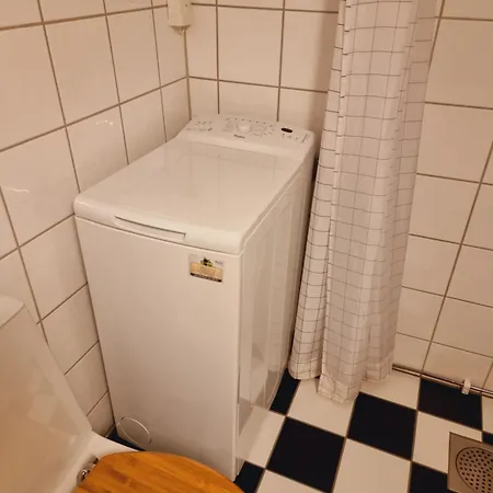 Kjellerleilighet Egen Inngang.