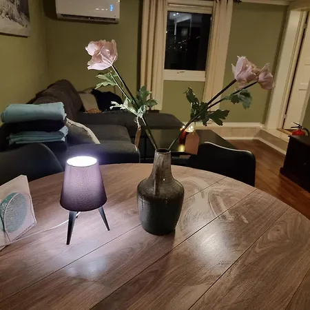 Kjellerleilighet Egen Inngang. Stange