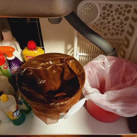 Kjellerleilighet Egen Inngang. * Stange