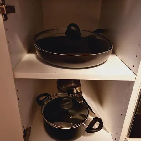 Kjellerleilighet Egen Inngang. * Stange