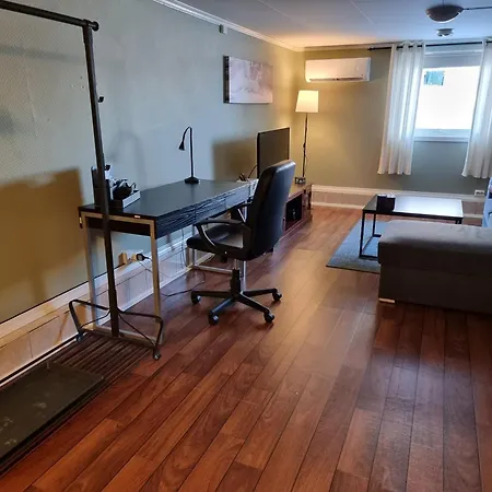 Kjellerleilighet Egen Inngang. Stange