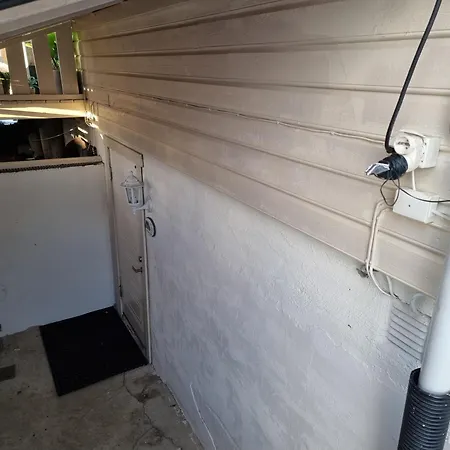 דירה Kjellerleilighet Egen Inngang. Stange