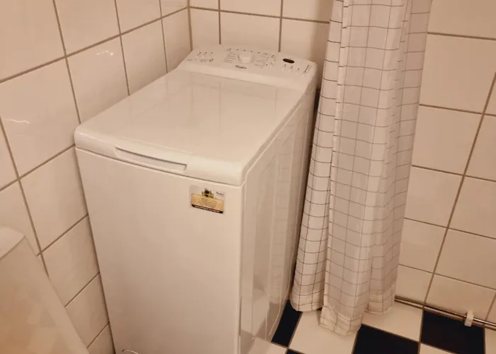 Kjellerleilighet Egen Inngang.