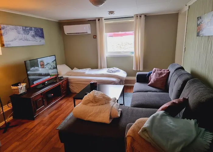 Kjellerleilighet Egen Inngang. Stange