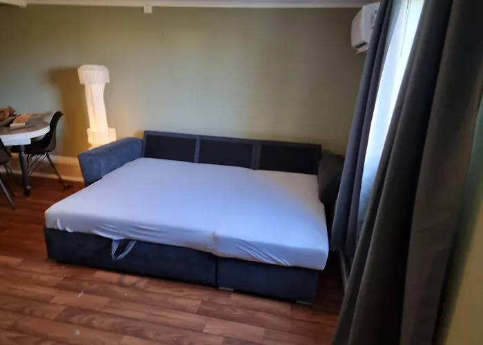 Apartamento Kjellerleilighet Egen Inngang. *