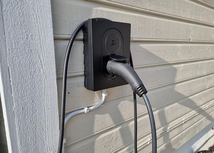 Lejlighed Kjellerleilighet Egen Inngang. Stange