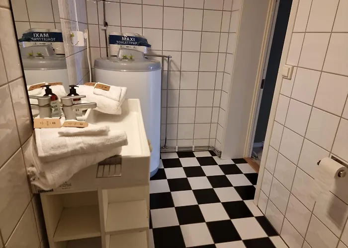 Kjellerleilighet Egen Inngang. *