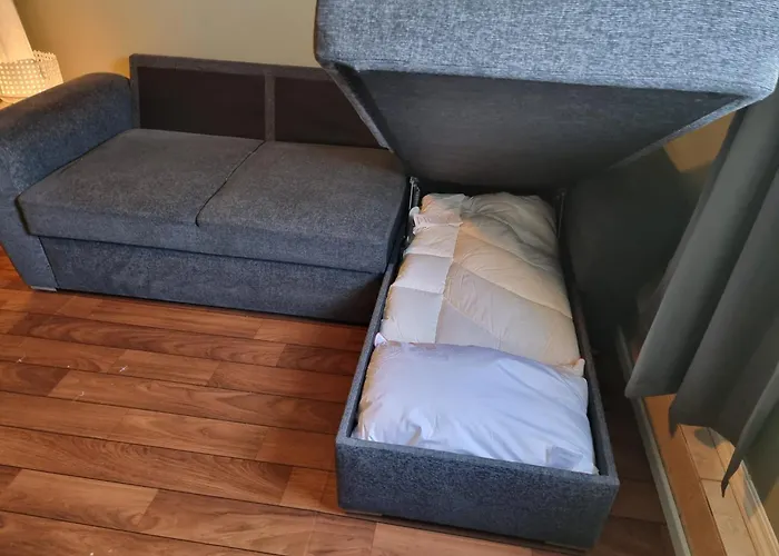 Kjellerleilighet Egen Inngang. *