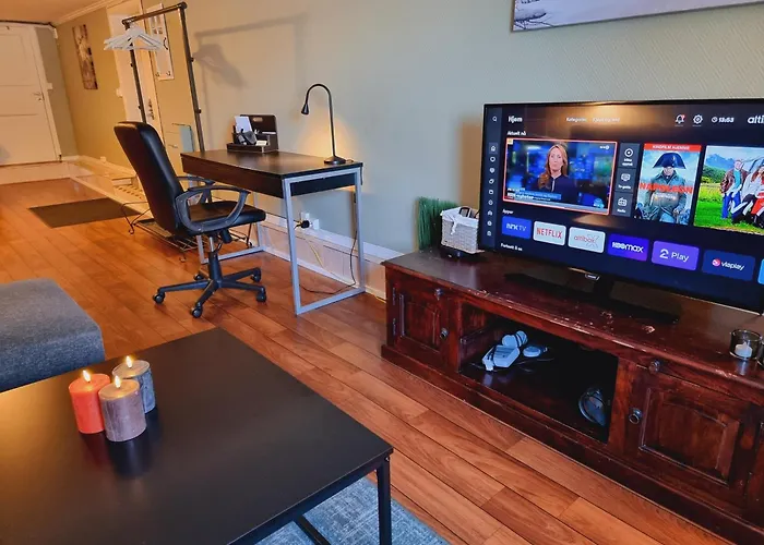 Apartamento Kjellerleilighet Egen Inngang. Stange