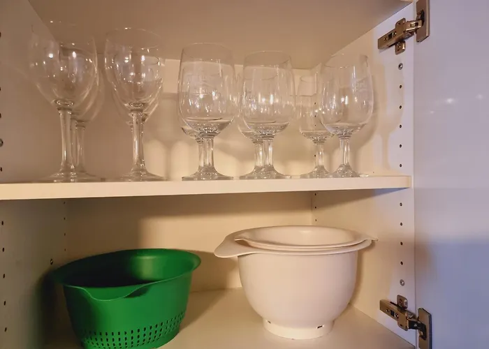 Kjellerleilighet Egen Inngang. Apartamento *