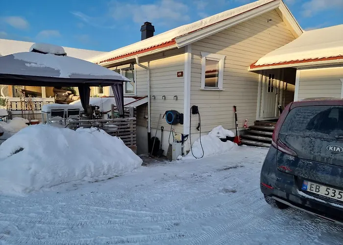 Kjellerleilighet Egen Inngang. Lejlighed *